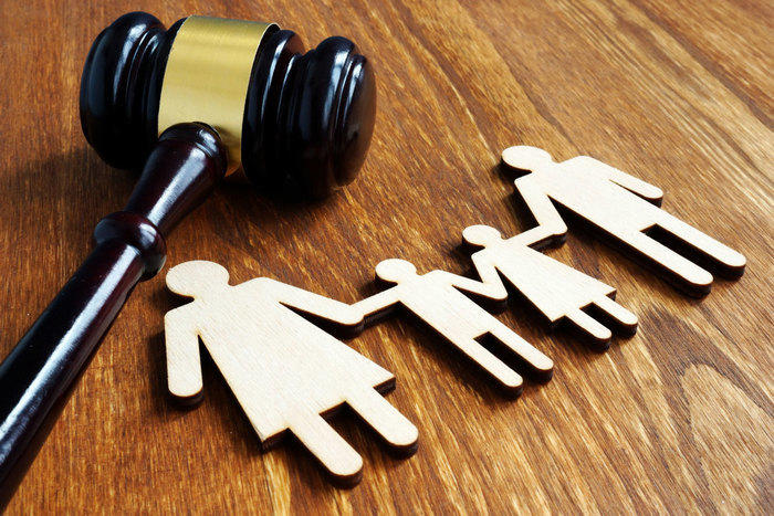 Family Law Lawyer 